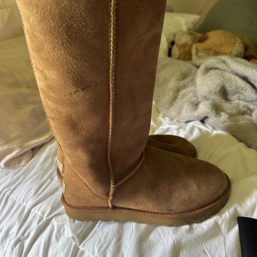 UGG Classic Tan Suede Boots